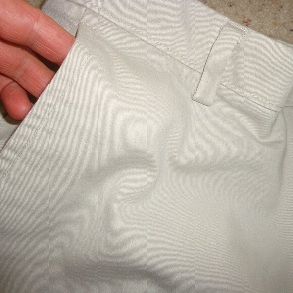 Men's Dockers Classic Fit Pants Khaki Tan W36 L32 Zip/Button Closure Pockets - Picture 5 of 11